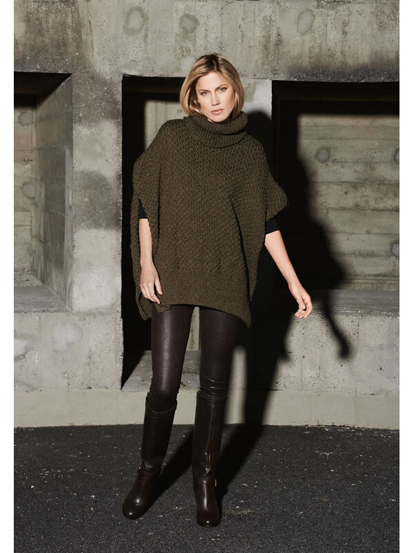 Lana Grossa PONCHO EN MOTIF À SMOCKS Alta Moda Alpaca