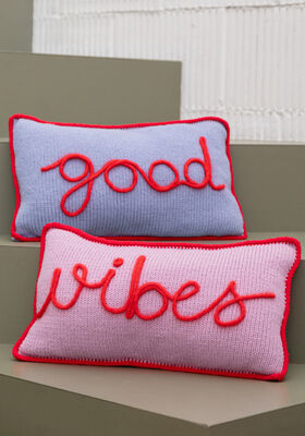 HOUSSES DE COUSSIN AVEC LETTRAGE Merino Miscela & Silkhair de FILATI Studio