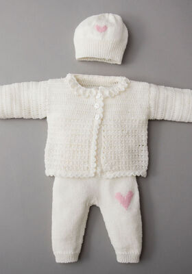 CARDIGAN, PANTALON, BONNET ET CHAUSSONS Cool Wool Baby de Lana Grossa