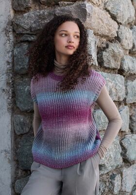 PULL EN FAUSSE CÔTES ANGLAISES Gomitolo Versione de Lana Grossa