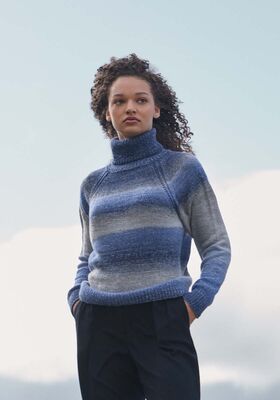 PULL RAGLAN À COL ROULÉ Gomitolo Gala de Lana Grossa