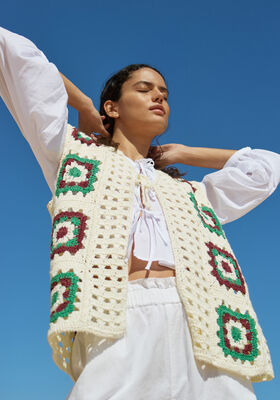 VESTE AVEC DES MOTIFS CARRÉS ET UN MOTIF AJOURÉ Soft Cotton de Lana Grossa