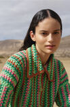 Lana Grossa CARDIGAN EN MOTIF CHEVRON CROCHETÉ À L'HORIZONTALE Organico