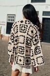 Lana Grossa VESTE EN MOTIFS CARRES Campo