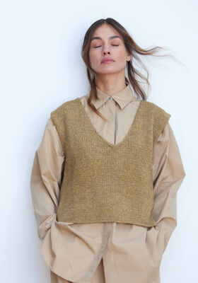 PULL AVEC UNE ENCOLURE EN V New Classic de Lana Grossa