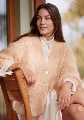 GILET EN FAUSSES CÔTES ANGLAISES Silkhair de Lana Grossa