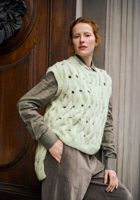 PULL EN MOTIF TORSADÉ Nebbia de Lana Grossa