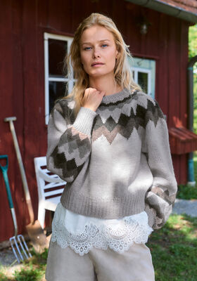 PULL À EMPIÈCEMENT RONDE Landlust Naturwolle de Lana Grossa