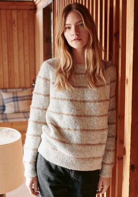 PULL À RAYURES AVEC UNE PATTE RONDE Natural Alpaca Pelo de Lana Grossa