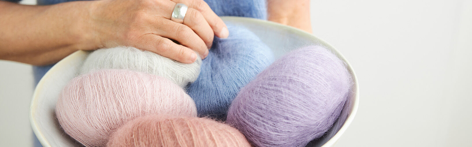 KITS DE TRICOT DE HAUTE QUALITÉ & AUX DESIGNS CRÉATIFS Acheter des kits de tricot chez FILATI
