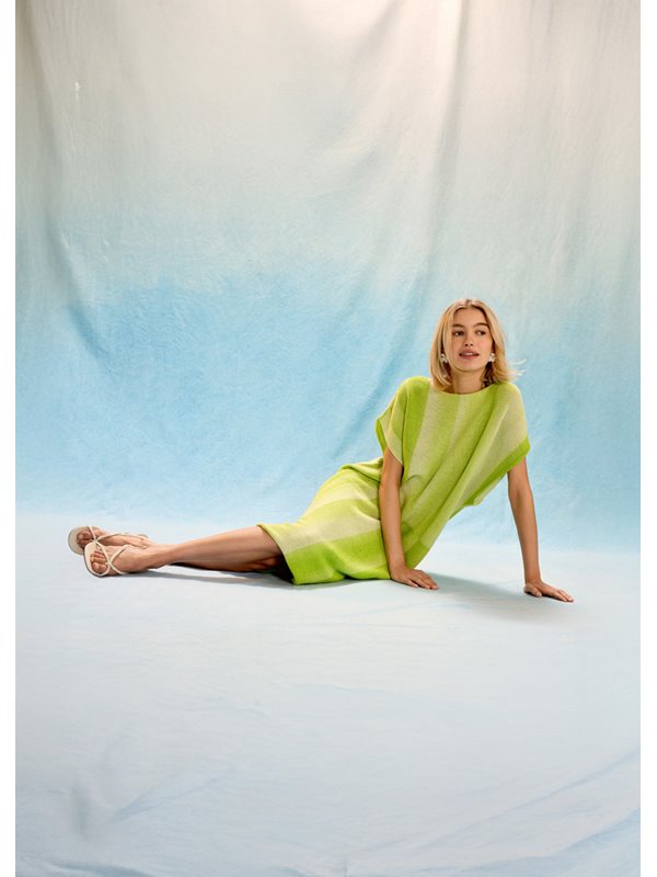 Lana Grossa ROBE TRICOTÈ À TRAVERS Gomitolo Tono