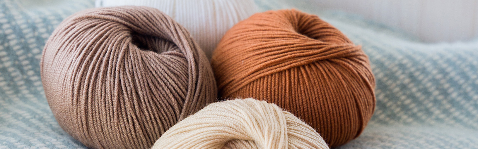 HAUTE QUALITÉ ET MOTIF TRICOT CRÉATIF Paquets de modèles | FEMMES | Mode pour la plage